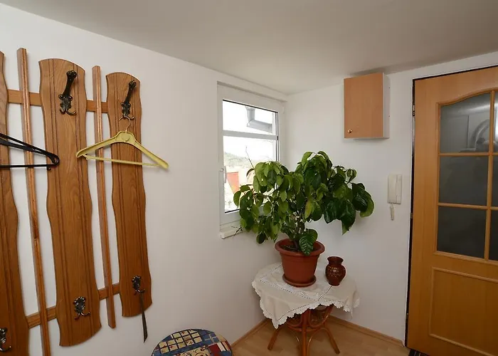 Privat Tri Krize * Karlovy Vary